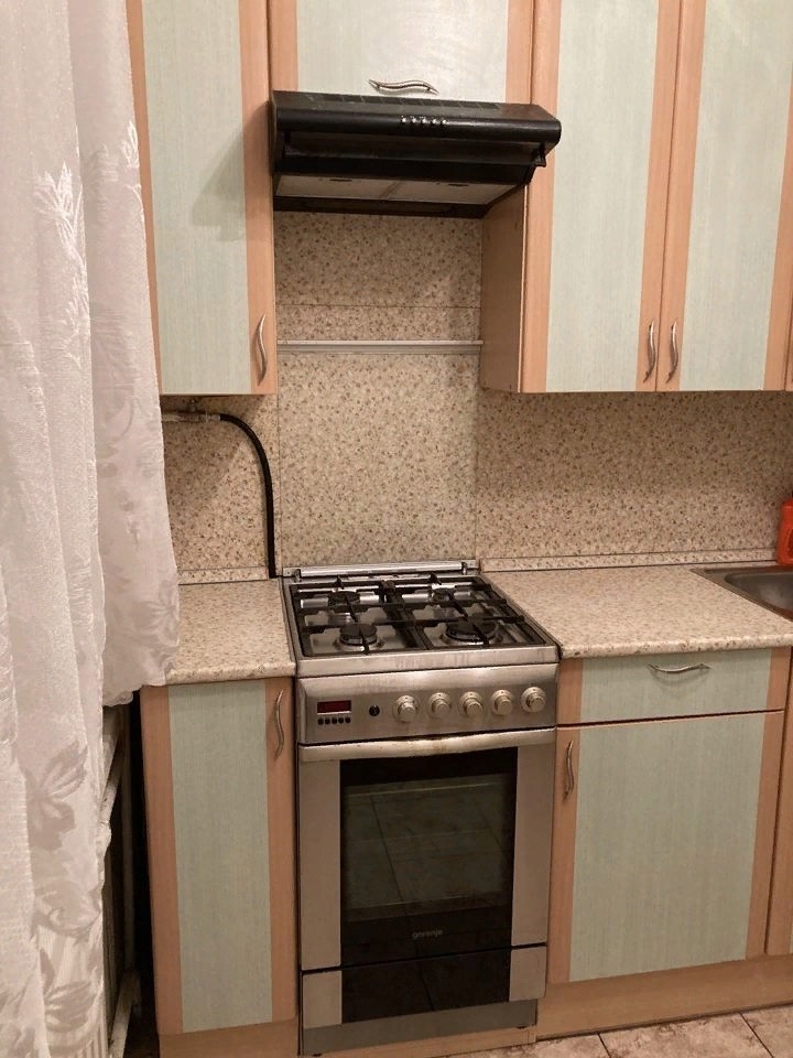 В ПРЯМОЙ продаже предлагается уютная и теплая квартира в кирпичном доме.