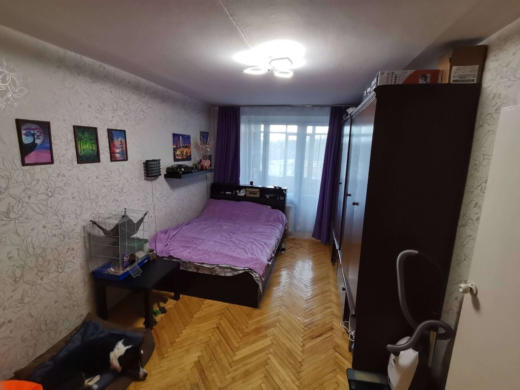 Продается отличная 1-комнатная квартира.