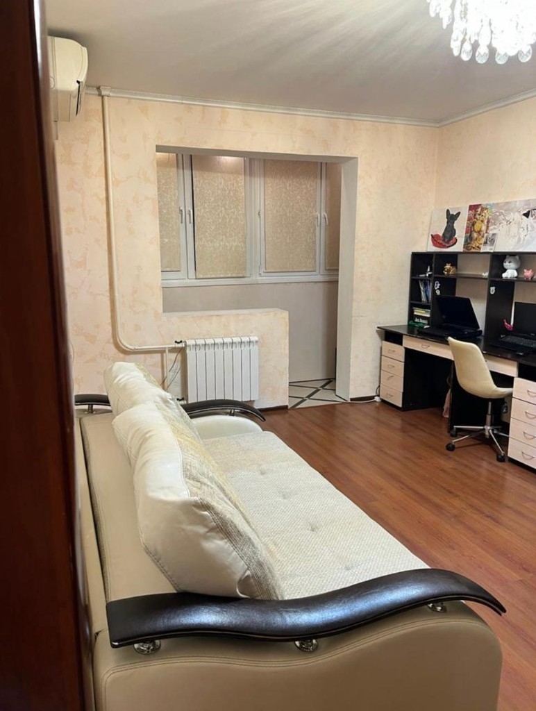 Продам уютную 2-комнатную квартиру.