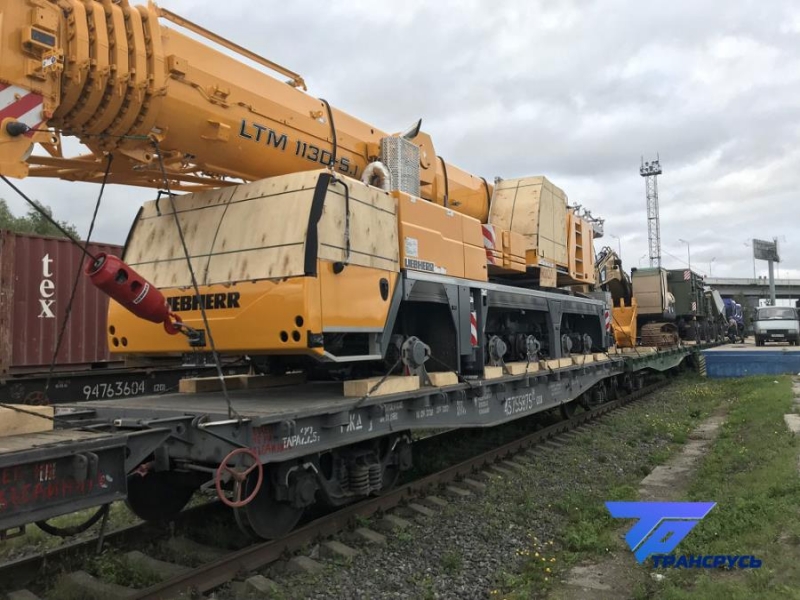 Пepeбaзировкa стpoительнoй тexники пo ЖД