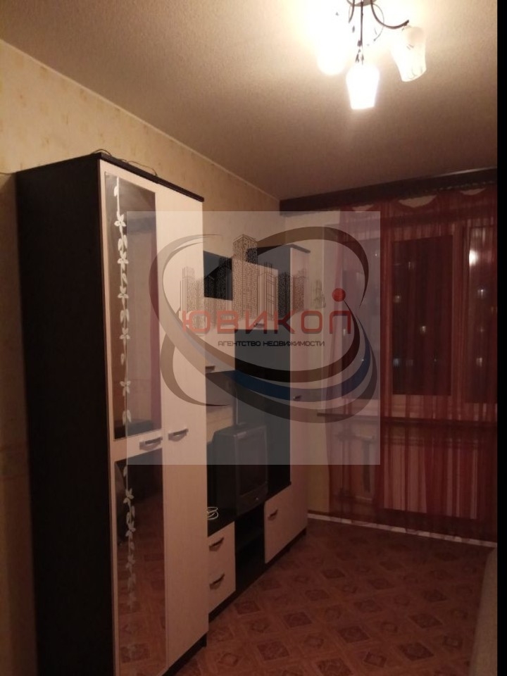 Сдается 1-к квартира в тихом районе.