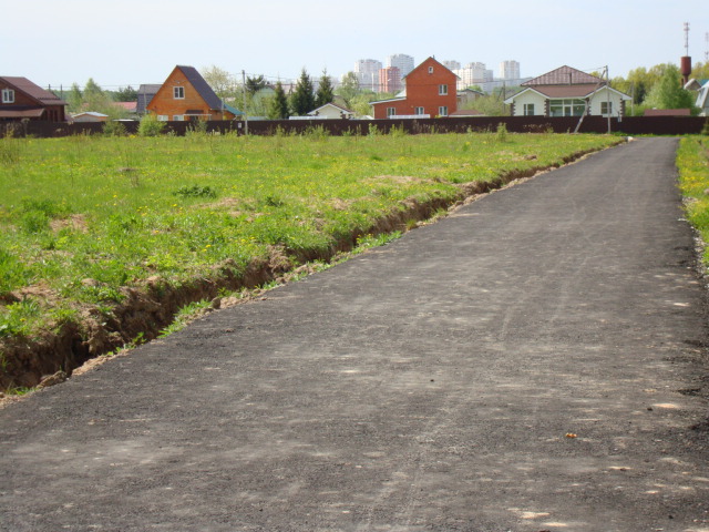 Продам участок в деревне, рядом с лесом