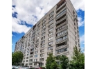 Продам 2-к квартиру в районе с развитой инфраструктурой.